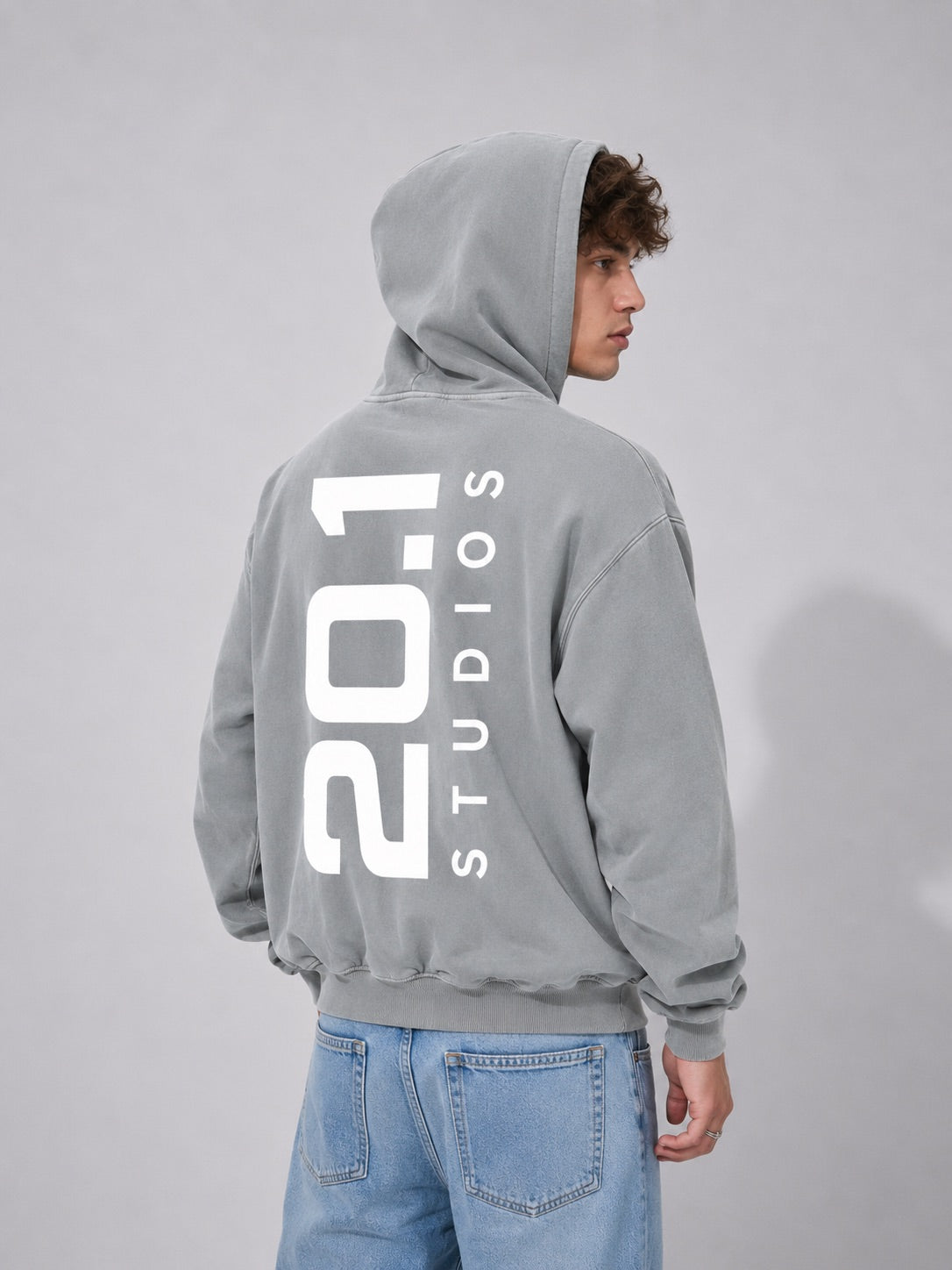 Frayed Enzyme Washed Fleece Hoodie | Light Gray